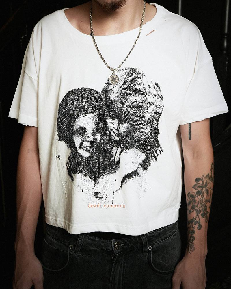 silent love white worn, look 15
